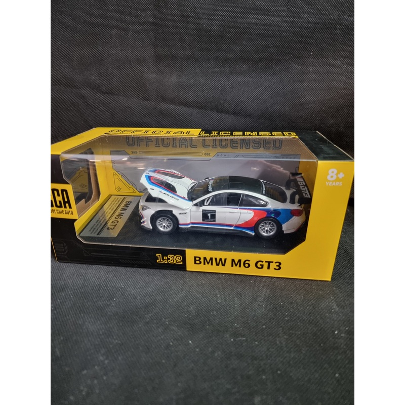 CCA 1:32 BMW M6 GT3 DIE CAST CAR