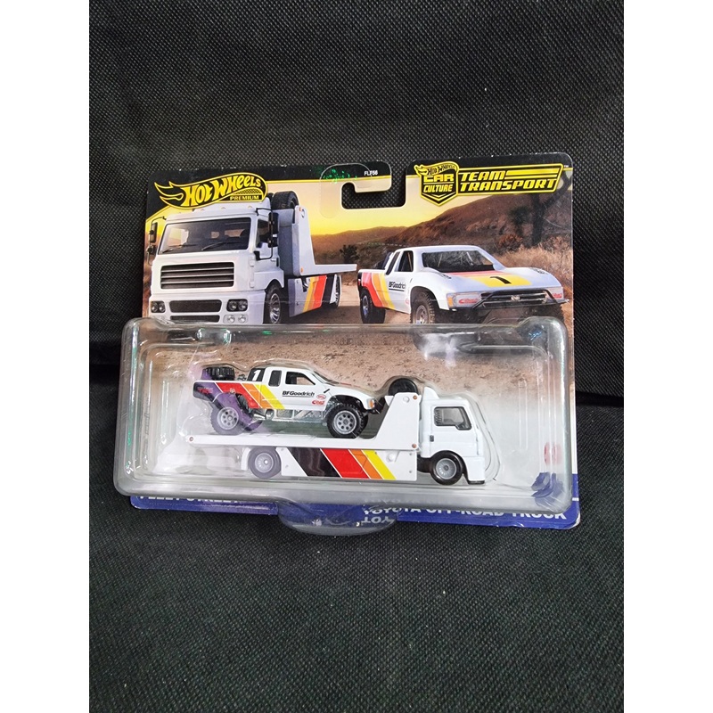 Hot Wheels FLEET STREET TOYOTA OFF-ROAD TRUCK