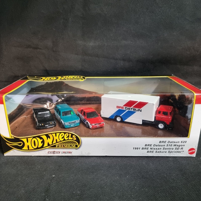 Hot Wheels Premium Collector’s Set BRE Datsun HRT52 4 Mini Car Japan
