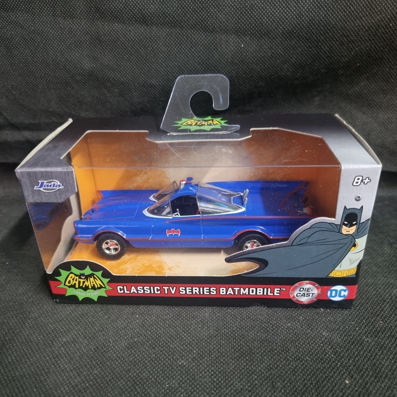 Jada 1:32 Classic TV Series 1966 Batmobile Blue Animated Diecast Car
