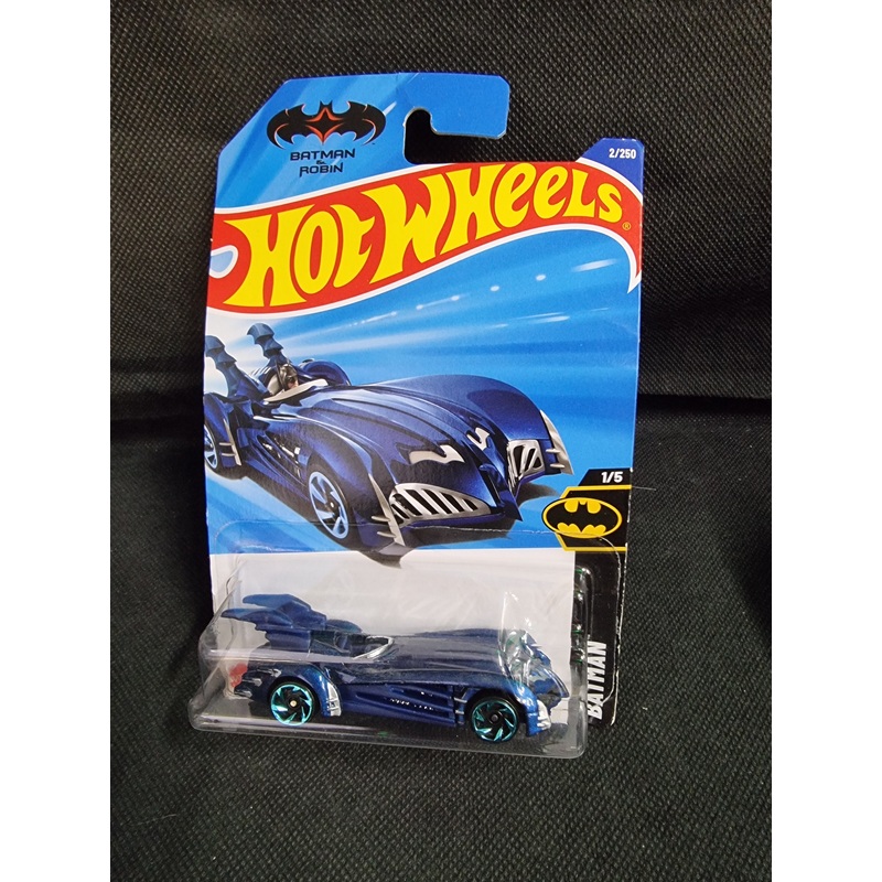 2024 Hot Wheels 54/250 HTD51 Batman & Robin Batmobile Batman 2/5