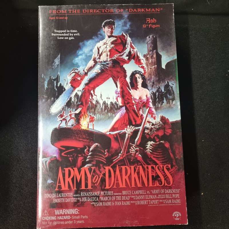 ARMY OF DARKNESS 12 ASH SIDESHOW FIGURE