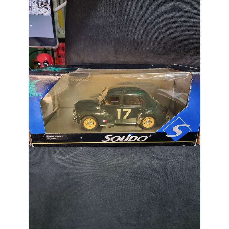 SOLIDO RENAULT 4 CV